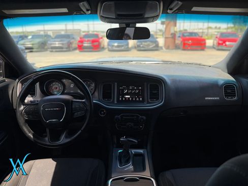 Used 2022 Dodge Charger SXT RWD image 24