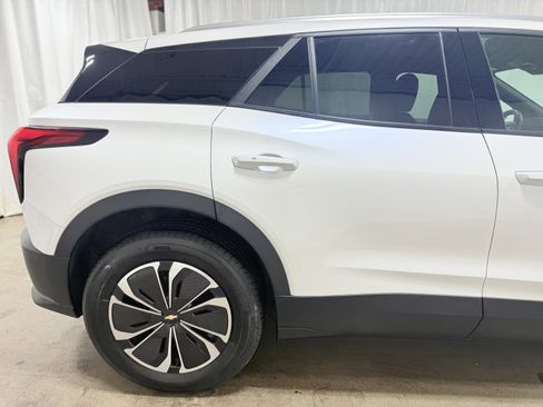 Used 2024 Chevrolet Blazer EV LT image 10