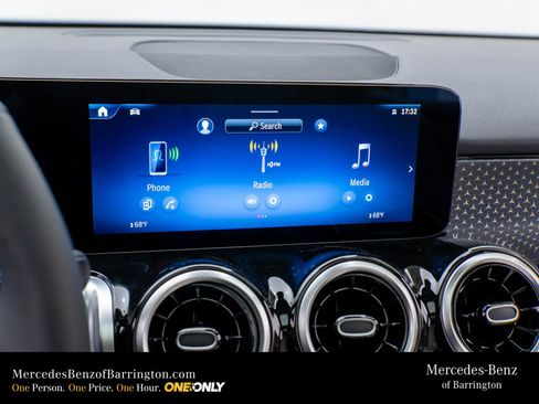 New 2026 Mercedes-Benz GLB 250 4MATIC image 26