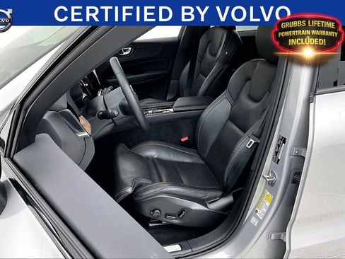 Used 2023 Volvo XC60 B5 Ultimate w/ Climate Package FWD image 33