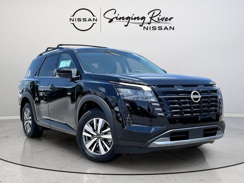 New 2026 Nissan Pathfinder SL FWD image 1