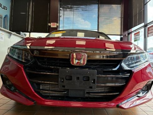 Used 2021 Honda Accord Sport Special Edition image 4