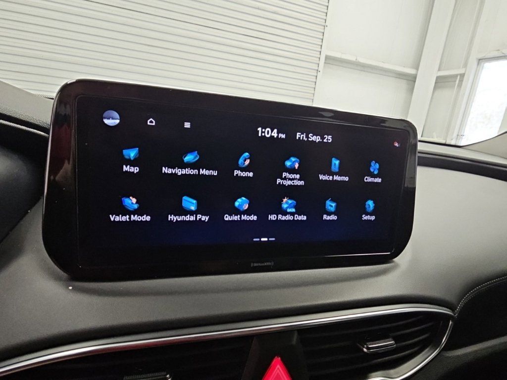 Used 2023 Hyundai Santa Fe SEL FWD image 18