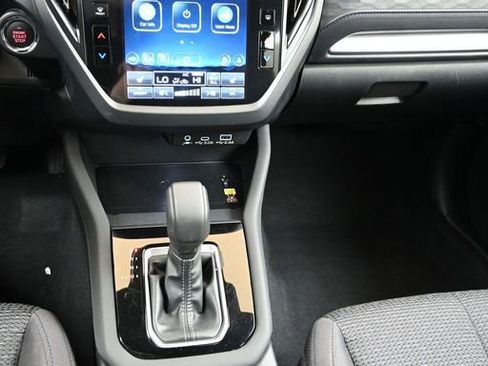Certified 2025 Subaru Forester Premium AWD/4WD image 28