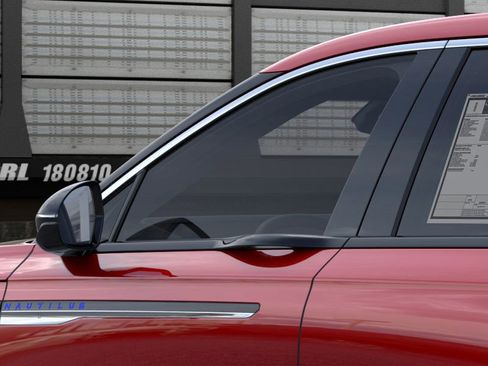 New 2026 Lincoln Nautilus Premier image 20