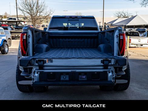 Used 2024 GMC Sierra 3500 Denali Ultimate image 8