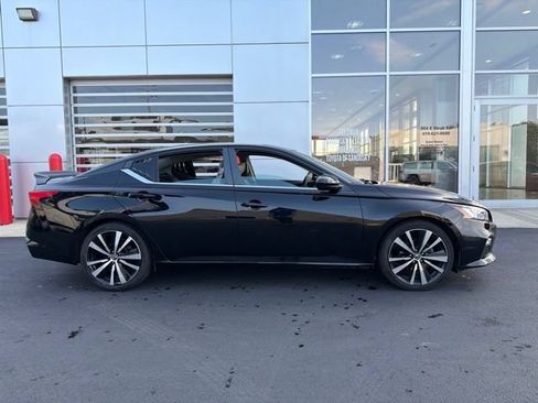 Used 2021 Nissan Altima 2.5 SR FWD image 7