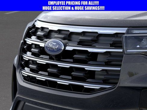 New 2026 Ford Explorer Active w/ Active Comfort Package AWD/4WD image 17