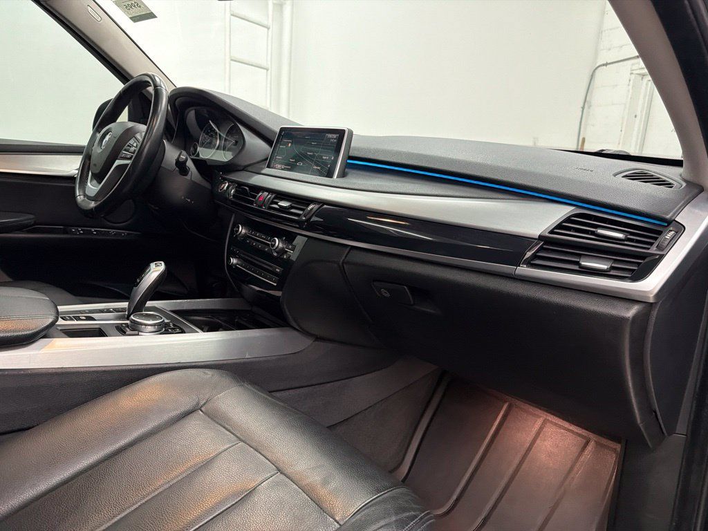 Used 2015 BMW X5 xDrive35i AWD/4WD image 32