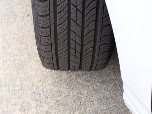 New 2026 Acura Integra FWD image 30