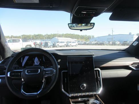 New 2026 GMC Acadia Denali Ultimate image 18