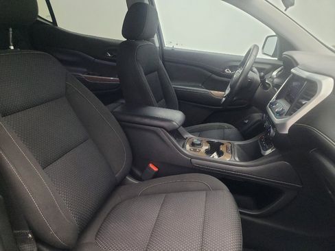 Used 2021 GMC Acadia SLE w/ Driver Convenience Package FWD image 21