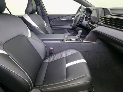 New 2026 Toyota Camry SE AWD/4WD image 13