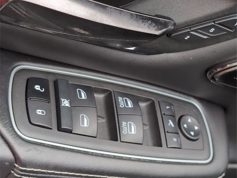 Used 2022 RAM 1500 Limited image 12