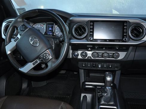 Used 2020 Toyota Tacoma Limited image 20