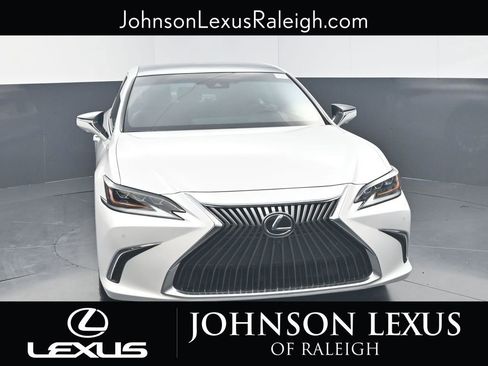 Certified 2021 Lexus ES 350 Ultra Luxury w/ Accessory Package 2 image 4