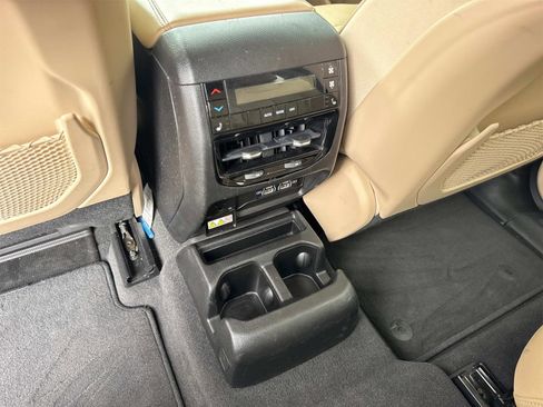 Used 2022 Jeep Grand Cherokee L Limited image 18