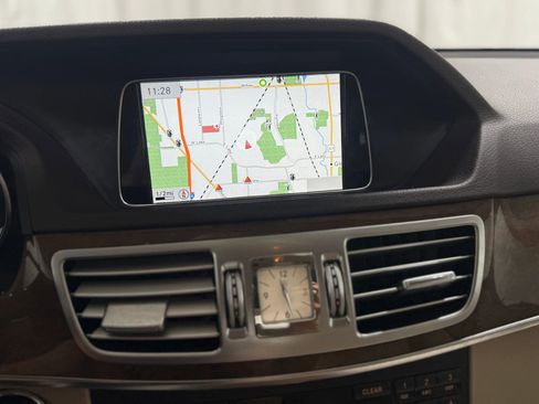 Used 2014 Mercedes-Benz E 350 E 350 Sedan 4D image 20