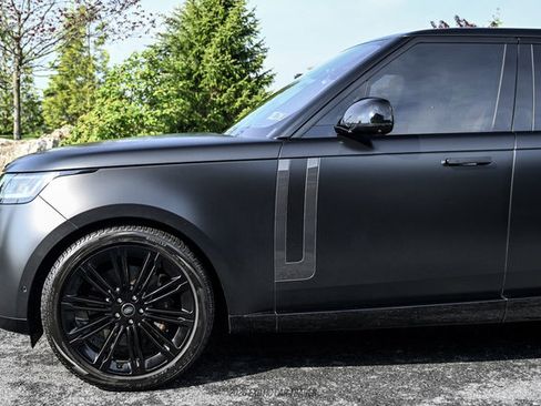 Used 2023 Land Rover Range Rover SE AWD/4WD image 4