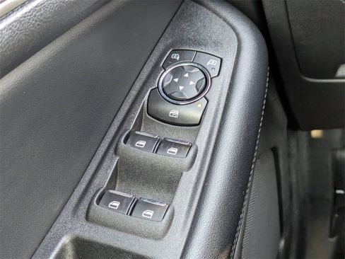 Used 2023 Ford Edge SEL image 24