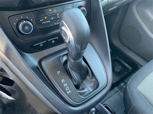 Used 2020 Ford Transit Connect XL image 21