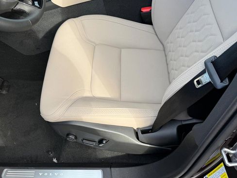 New 2026 Volvo XC90 B5 Plus image 12