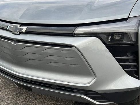 New 2026 Chevrolet Blazer EV LT image 9