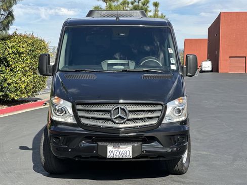 Used 2016 Mercedes-Benz Sprinter 2500 image 6
