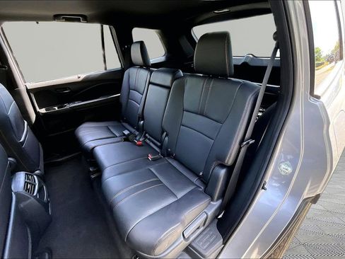 Used 2023 Honda Passport TrailSport image 18