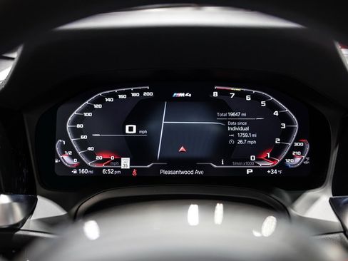 Used 2021 BMW M4 Competition w/ M Carbon Exterior Package image 39