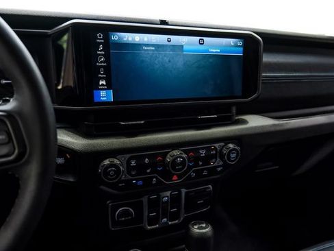 Used 2024 Jeep Wrangler Unlimited w/ Convenience Group AWD/4WD image 54