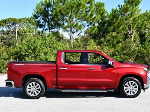 Used 2019 Chevrolet Silverado 1500 LTZ w/ LTZ Premium Package AWD/4WD image 31