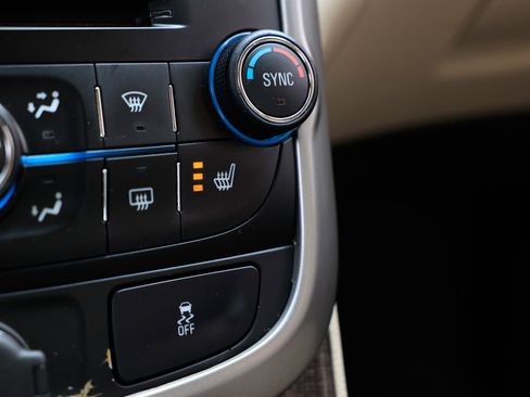 Used 2016 Chevrolet Malibu LTZ image 36