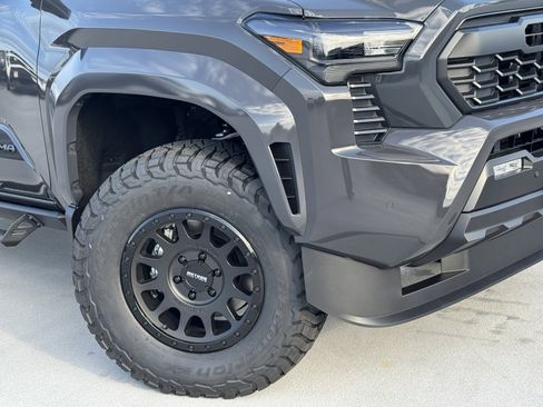 New 2026 Toyota Tacoma 4x4 Double Cab image 10