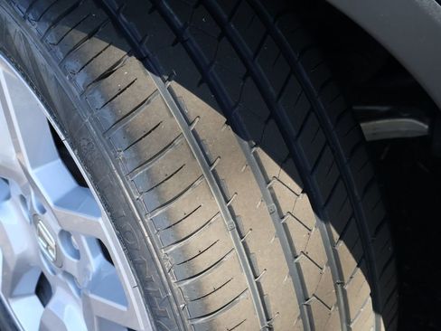 Used 2024 Honda Passport EX-L image 12