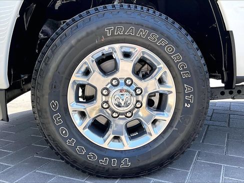 Used 2024 RAM 2500 Laramie w/ Safety Group AWD/4WD image 9