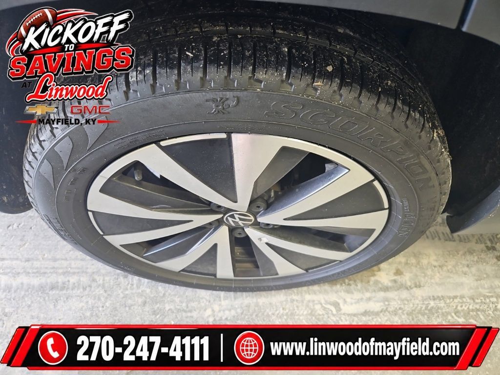 Used 2022 Volkswagen Taos SE AWD/4WD image 8