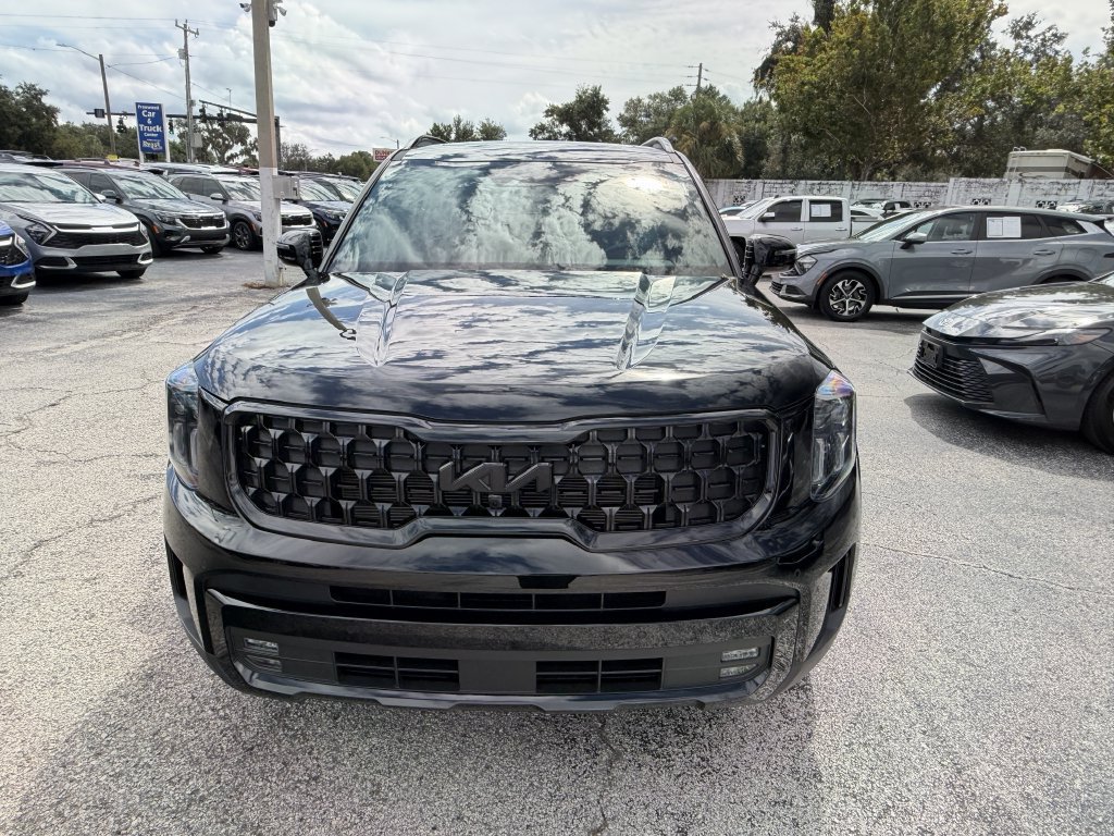 Certified 2025 Kia Telluride SX X-Line AWD/4WD image 3