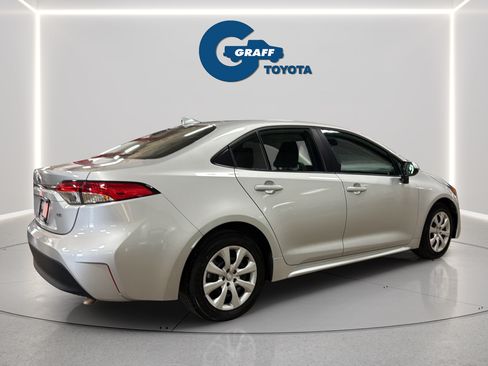 Used 2024 Toyota Corolla LE FWD image 6