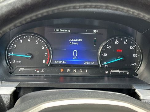 Used 2023 Ford Explorer XLT w/ Equipment Group 202A AWD/4WD image 29