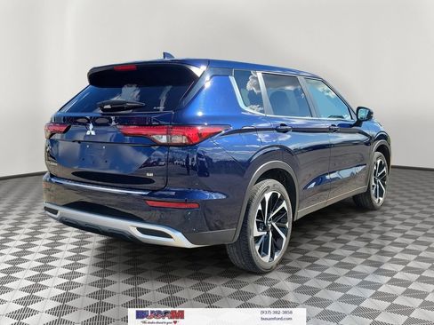 Used 2024 Mitsubishi Outlander AWD image 4