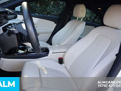 Used 2025 Mercedes-Benz CLA 250 image 11