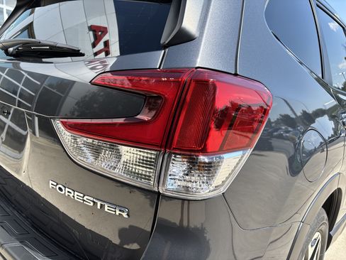 Used 2021 Subaru Forester Premium w/ Popular Package #1 AWD/4WD image 12