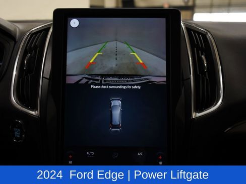 Used 2024 Ford Edge Titanium image 20