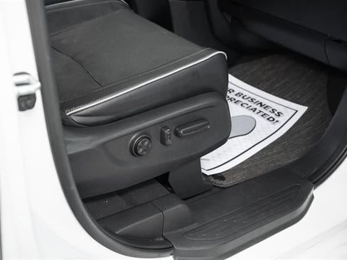 Used 2023 Honda Odyssey Elite image 49