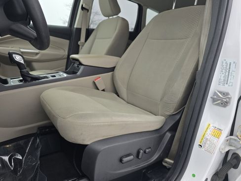 Used 2018 Ford Escape SE w/ Ford Safe & Smart Package image 21