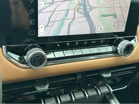 New 2026 GMC Canyon AT4 AWD/4WD image 20