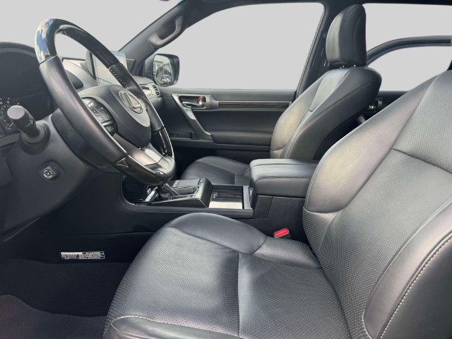Certified 2023 Lexus GX 460 Luxury w/ Sport Design Package AWD/4WD image 19