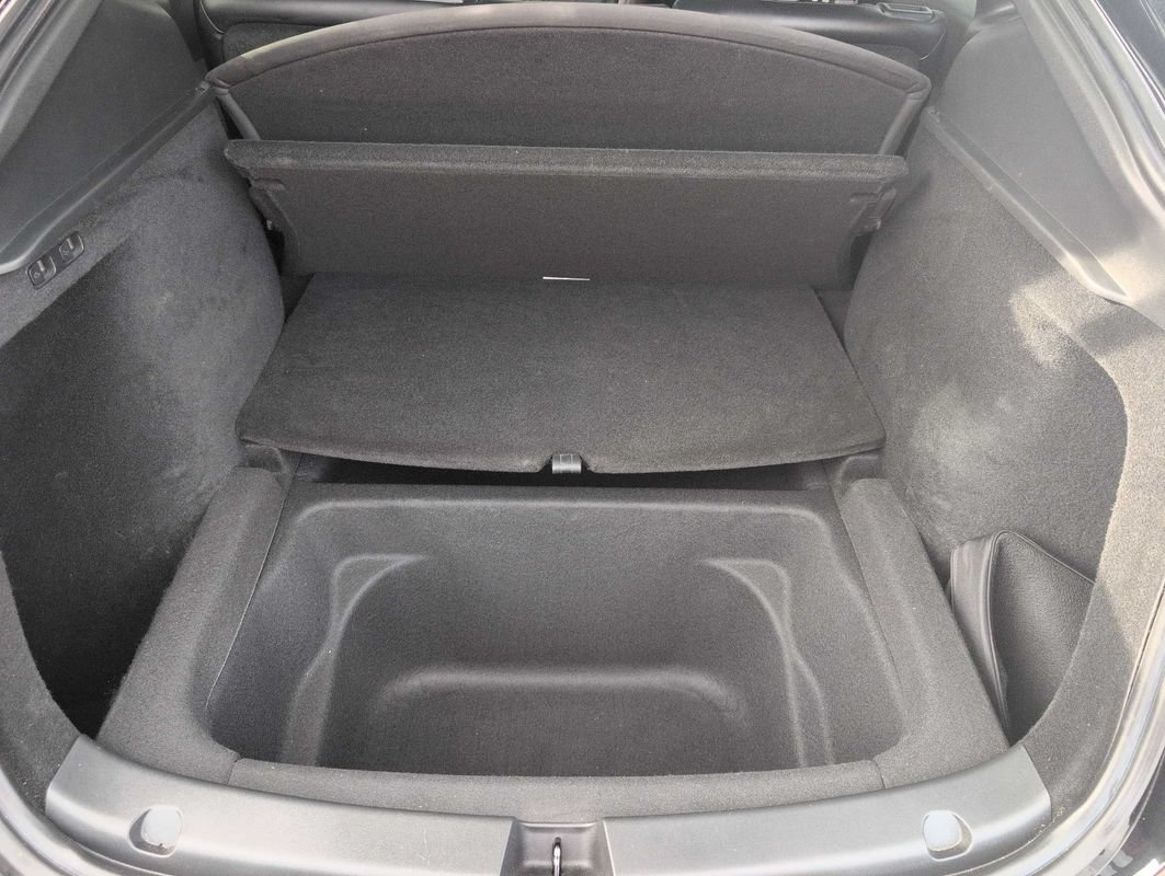 Used 2023 Tesla Model Y Performance AWD/4WD image 29