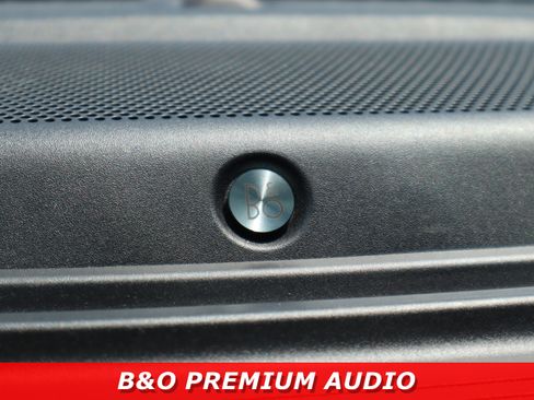 Used 2023 Ford F250 Lariat w/ Black Appearance Package AWD/4WD image 28